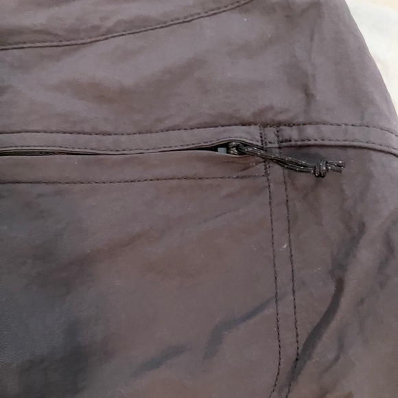 Patagonia women’s shorts size 8 - Picture 10 of 11